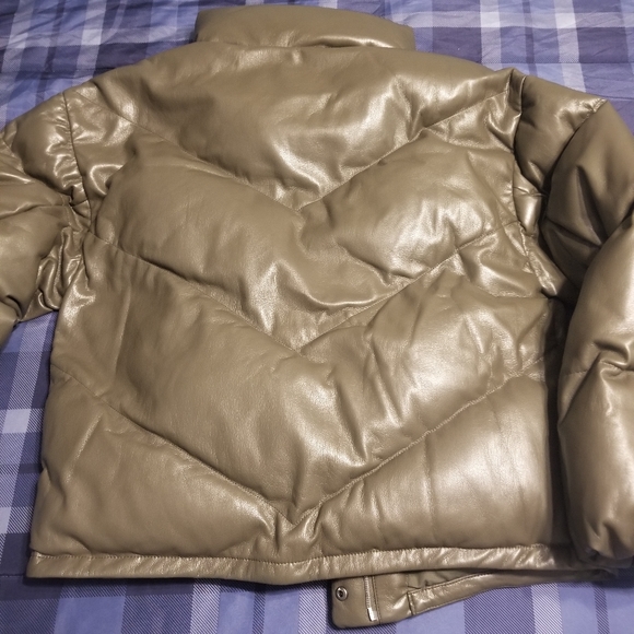 NWT The Cloud Puff wilfred vegan sz S - Picture 5 of 11